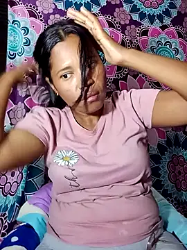 Snapshot of Yandris_1212 chatting on 02/19/26, 02:29 Yandris 1212 online show from 02/19/26, 02:29