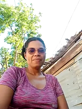 Snapshot of Yandris_1212 chatting on 02/21/26, 01:23 Yandris 1212 online show from 02/21/26, 01:23