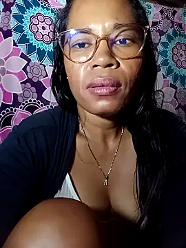 Snapshot of Yandris_1212 chatting on 03/06/26, 01:57 Yandris 1212 online show from 03/06/26, 01:57