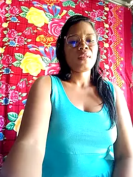 Snapshot of Yandris_1212 chatting on 03/13/26, 01:40 Yandris 1212 online show from 03/13/26, 01:40