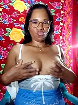 Snapshot of Yandris_1212 chatting on 03/15/26, 01:55 Yandris 1212 online show from 03/15/26, 01:55