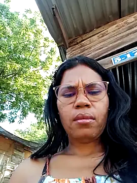 Snapshot of Yandris_1212 chatting on 03/31/26, 01:22 Yandris 1212 online show from 03/31/26, 01:22