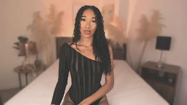 KaryMooon online show from 04/10/26, 08:57