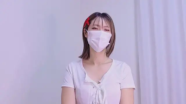 yumi0025 online show from 07/04/26, 12:50