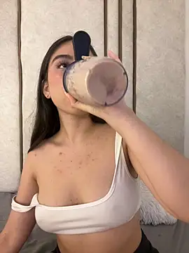 Snapshot of lilithdya chatting on 02/15/26, 07:43 lilithdya online show from 02/15/26, 07:43