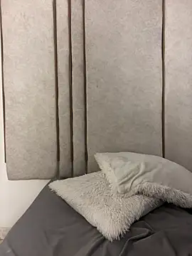 Snapshot of lilithdya chatting on 02/17/26, 11:33 lilithdya online show from 02/17/26, 11:33