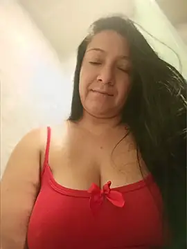 Katysaez online show from 05/18/26, 04:07