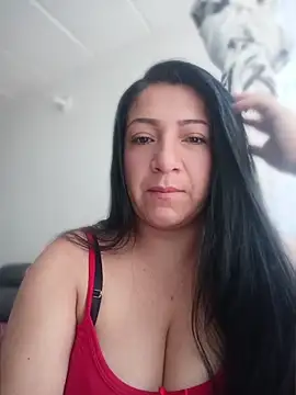 Katysaez online show from 05/27/26, 09:45