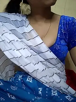 Snapshot of annugirl chatting on 02/10/26, 01:26 annugirl online show from 02/10/26, 01:26