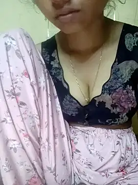 Snapshot of annugirl chatting on 02/19/26, 10:11 annugirl online show from 02/19/26, 10:11