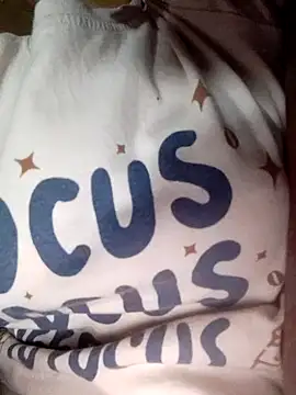 Snapshot of annugirl chatting on 03/01/26, 10:39 annugirl online show from 03/01/26, 10:39