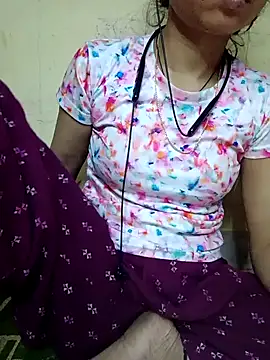 Snapshot of annugirl chatting on 03/09/26, 06:17 annugirl online show from 03/09/26, 06:17