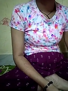 Snapshot of annugirl chatting on 03/15/26, 06:52 annugirl online show from 03/15/26, 06:52