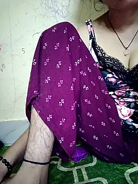 Snapshot of annugirl chatting on 03/20/26, 05:45 annugirl online show from 03/20/26, 05:45