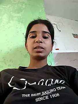 Snapshot of Cute-Natashaa chatting on 03/19/26, 02:48 Cute-Natashaa online show from 03/19/26, 02:48