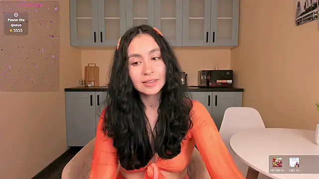 Snapshot of GiovannaAntonelli chatting on 05/27/26, 07:44 GiovannaAntonelli online show from 05/27/26, 07:44