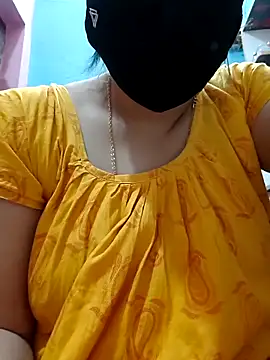 Snapshot of diyabannerjee chatting on 02/20/26, 03:03 diyabannerjee online show from 02/20/26, 03:03