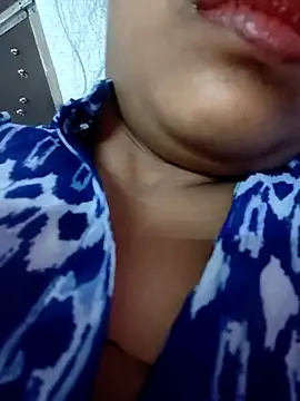 Snapshot of Hot-Tinaa chatting on 03/14/26, 12:39 Hot-Tinaa online show from 03/14/26, 12:39