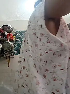 Snapshot of Hot-Tinaa chatting on 03/16/26, 08:29 Hot-Tinaa online show from 03/16/26, 08:29