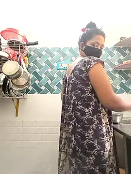 Snapshot of Hot-Tinaa chatting on 03/21/26, 09:03 Hot-Tinaa online show from 03/21/26, 09:03