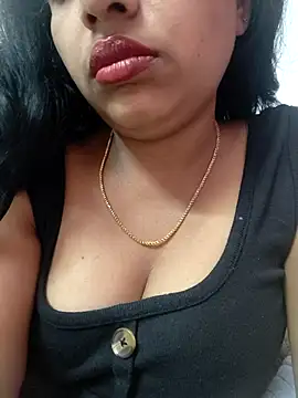 Snapshot of Hot-Tinaa chatting on 03/25/26, 11:55 Hot-Tinaa online show from 03/25/26, 11:55