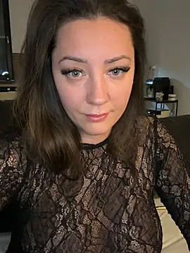 21tweetypie21 online show from 02/13/26, 11:01