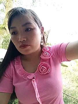 lia-coy online show from 04/10/26, 12:27