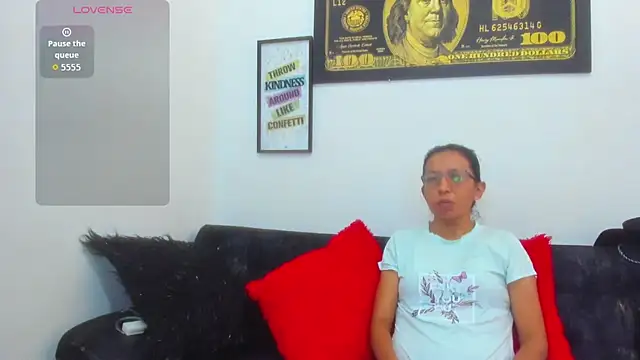 Livia Coxs online show from 03/06/26, 01:29