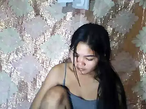 Snapshot of PinaySkinnyJust18 chatting on 03/12/26, 08:37 PinaySkinnyJust18 online show from 03/12/26, 08:37