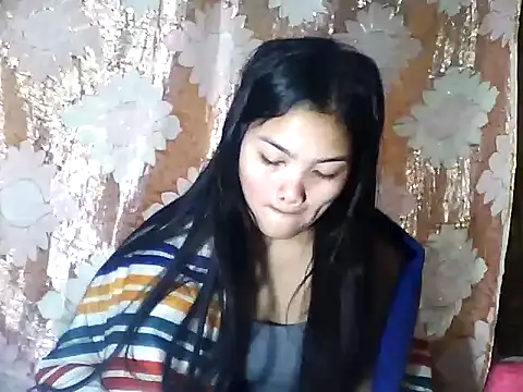 Snapshot of PinaySkinnyJust18 chatting on 03/18/26, 09:18 PinaySkinnyJust18 online show from 03/18/26, 09:18