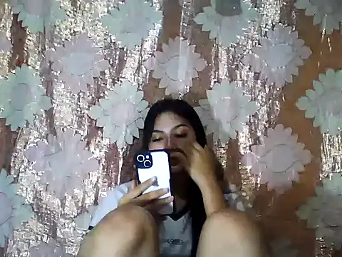 Snapshot of PinaySkinnyJust18 chatting on 03/20/26, 10:53 PinaySkinnyJust18 online show from 03/20/26, 10:53