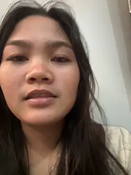 Snapshot of PinaySkinnyJust18 chatting on 04/18/26, 09:59 PinaySkinnyJust18 online show from 04/18/26, 09:59