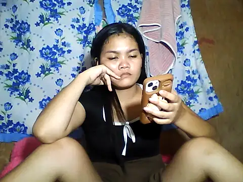 PinaySkinnyJust18 online show from 06/06/26, 09:47