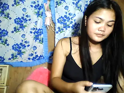 PinaySkinnyJust18 online show from 06/11/26, 01:27