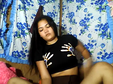 PinaySkinnyJust18 online show from 06/22/26, 09:34