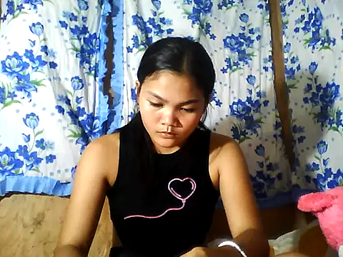 PinaySkinnyJust18 online show from 06/29/26, 10:15