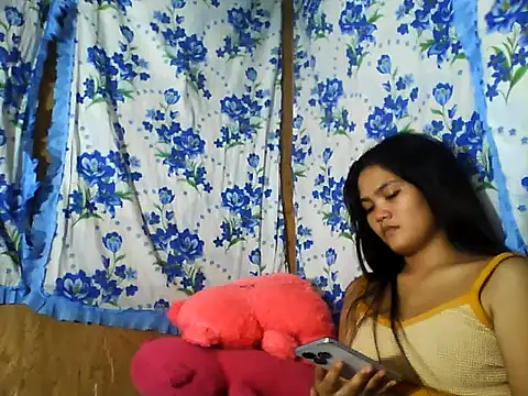 PinaySkinnyJust18 online show from 07/03/26, 09:48