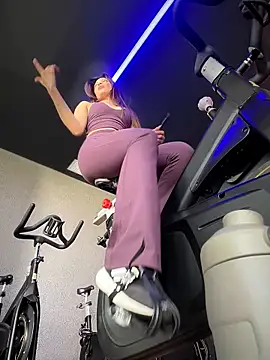 Snapshot of Amaliarand chatting on 03/13/26, 05:52 Amaliarand online show from 03/13/26, 05:52