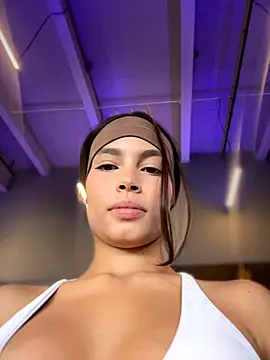 Snapshot of Amaliarand chatting on 04/24/26, 05:37 Amaliarand online show from 04/24/26, 05:37