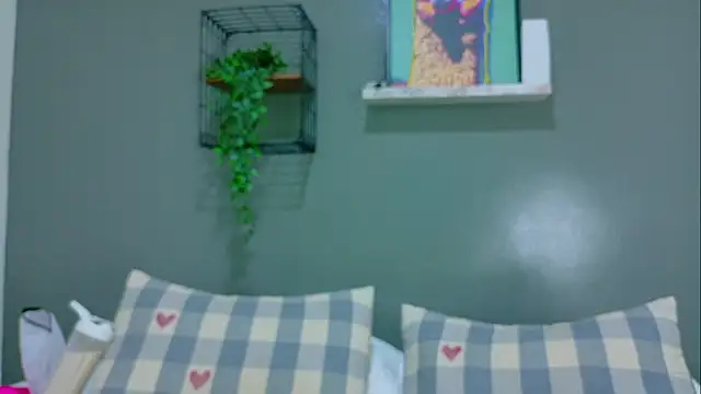 AmmyRouse   online show from 04/15/26, 09:27