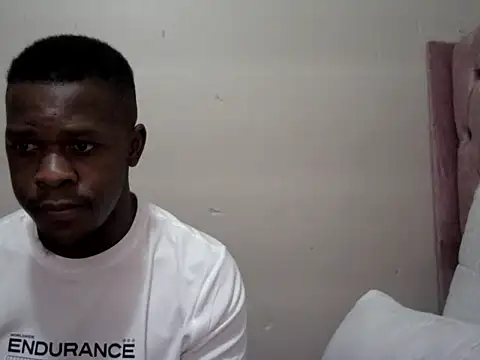 Snapshot of HiipoWer chatting on 04/11/26, 03:38 HiipoWer online show from 04/11/26, 03:38