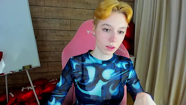 Snapshot of AgataGate chatting on 02/15/26, 04:31 AgataGate online show from 02/15/26, 04:31