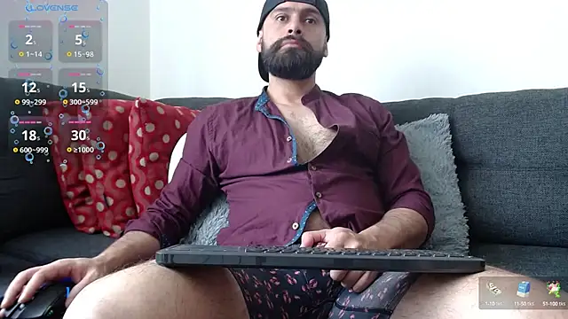 Snapshot of SpermsBank chatting on 09/25/25, 05:38 SpermsBank online show from 09/25/25, 05:38