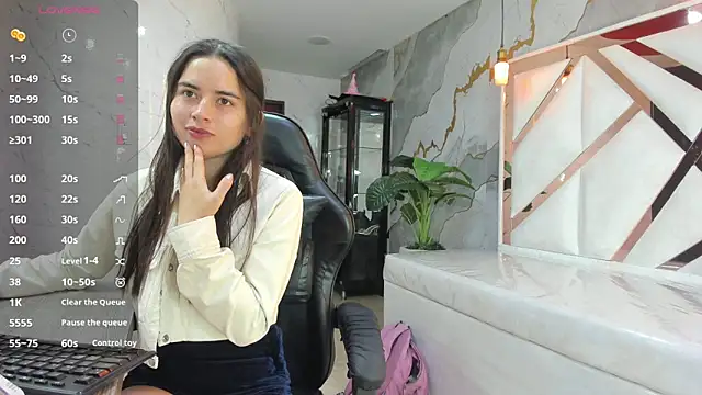 Qetsyah tf online show from 04/15/26, 01:40