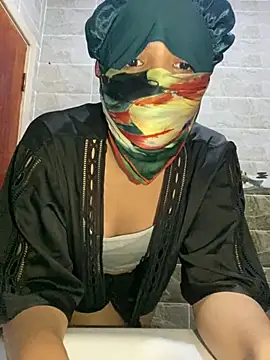 Snapshot of Rabab_Queen chatting on 04/09/26, 12:21 Rabab Queen online show from 04/09/26, 12:21