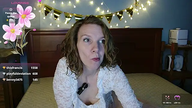 Daisy Lovely online show from 04/17/26, 04:15