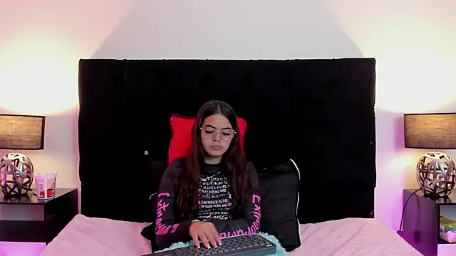 queen missy online show from 05/06/26, 08:14