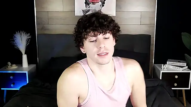 TylerGibson online show from 03/10/26, 04:06