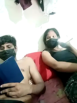 Snapshot of Prajakta123 chatting on 04/10/26, 05:06 Prajakta123 online show from 04/10/26, 05:06