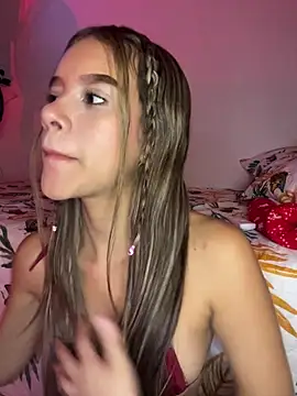 Snapshot of BellaMoon_ chatting on 03/17/26, 03:33 BellaMoon online show from 03/17/26, 03:33